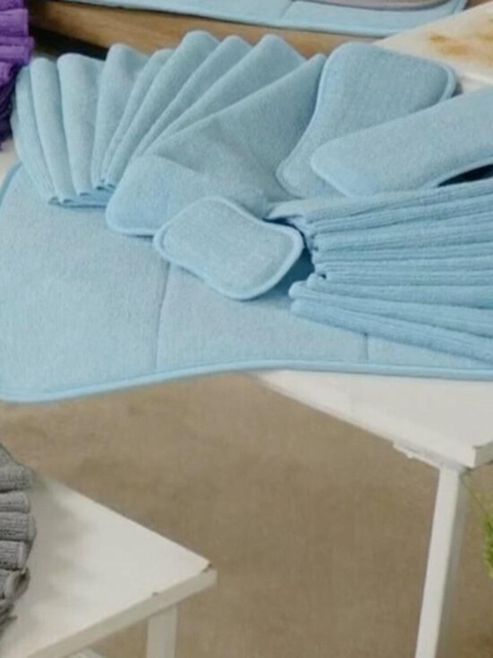 CleanBoss by Joy Anti-Microbial DRY MAT and 25 PIECE Cleaning TOWEL Set Blue Nip